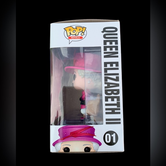 New in Box 2018 Queen Elizabeth II & Corgi Funko Pop Royals British 🇬🇧 - Picture 5 of 14